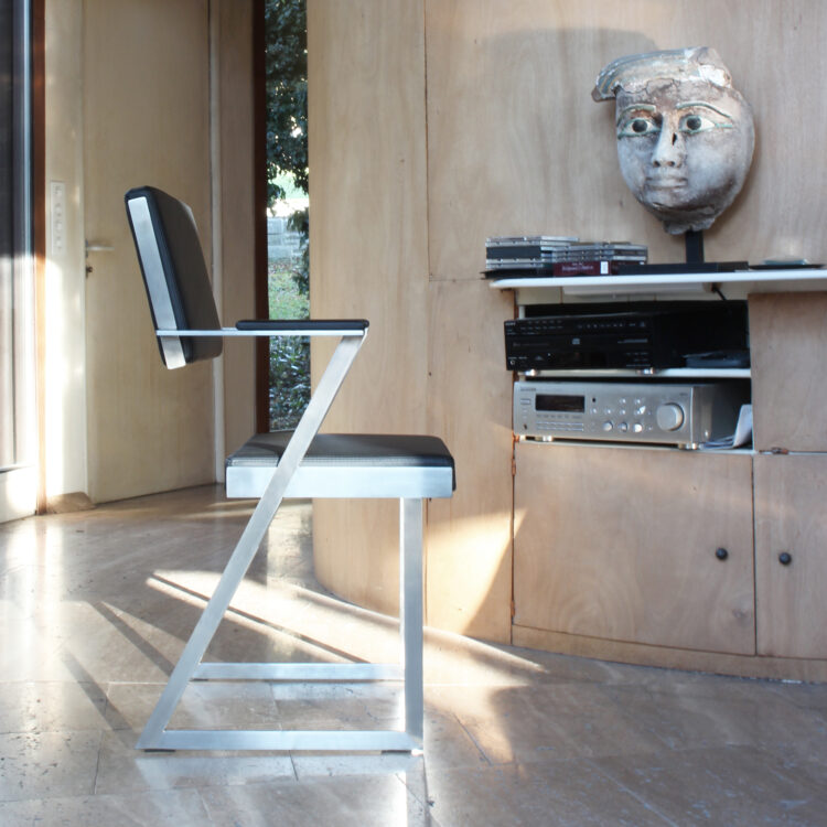ZULU_Chair_shooting_villa_Zalabadesign